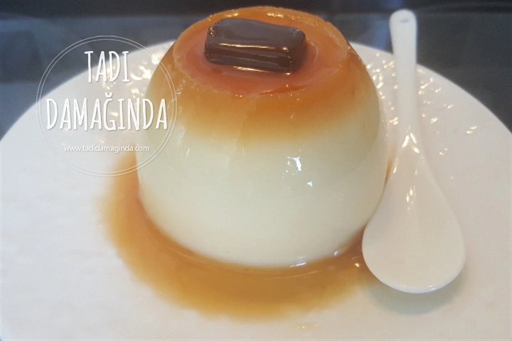 Tek Yumurtalı Fırınsız Yalancı Krem Karamel