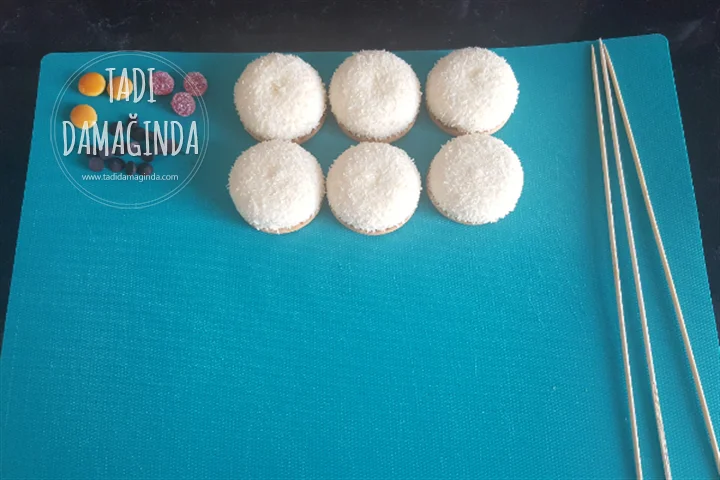 Şekerlemelerden Kardan Adam