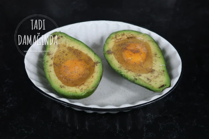 Yumurtalı Avokado Sandal