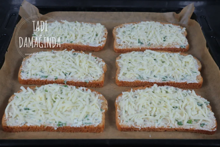 3 Peynirli Sarımsaklı Çıtır Ekmekler