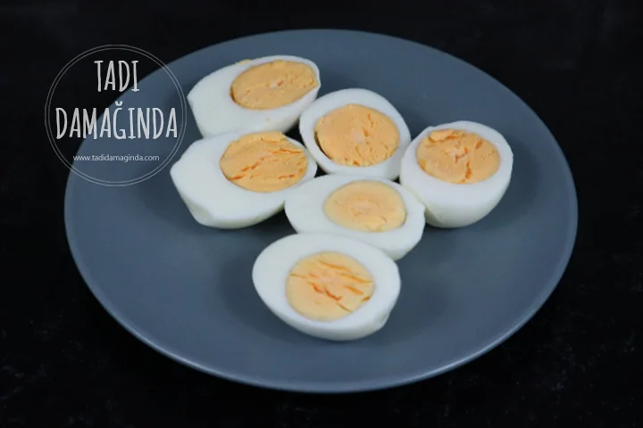 Avokado Dolgulu Yumurta