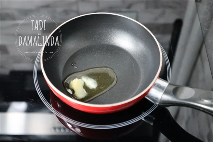 Avokadolu Yumurtalı Tost