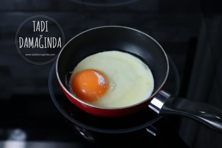 Avokadolu Yumurtalı Tost