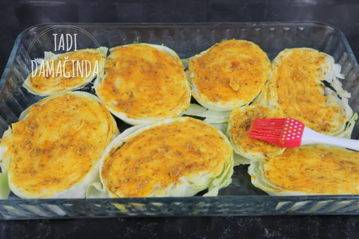 Fırında Lahana Dilimleri