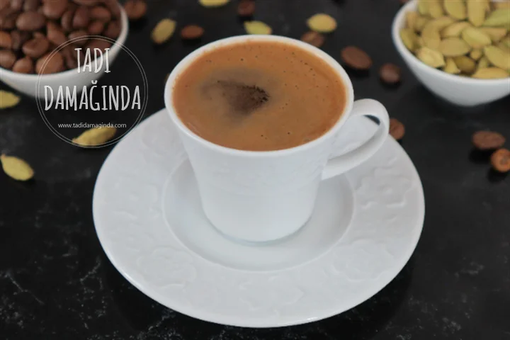 Kakuleli Türk Kahvesi