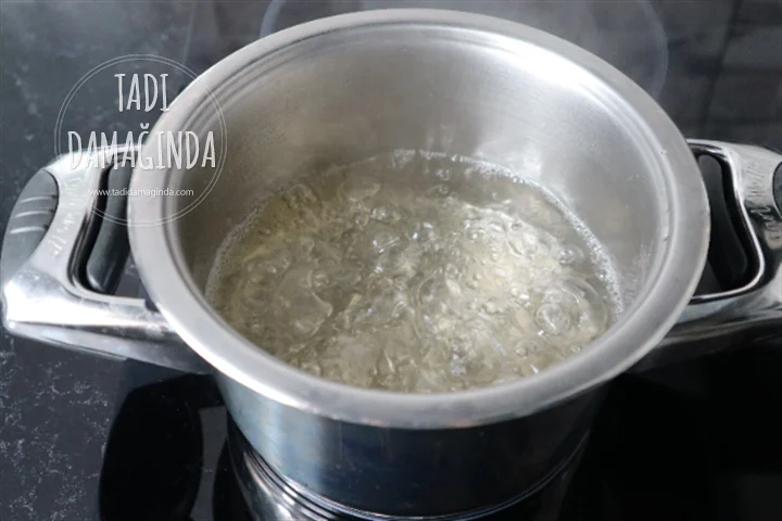 Milföyden Yalancı Şöbiyet