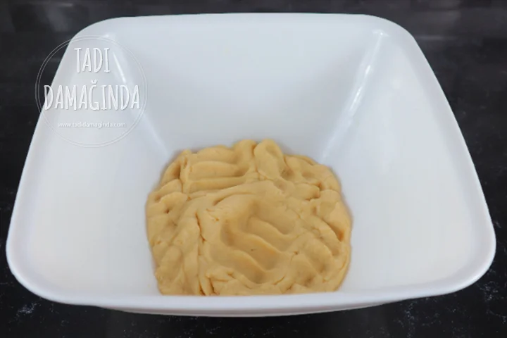 Pratik Kavala Kurabiyesi