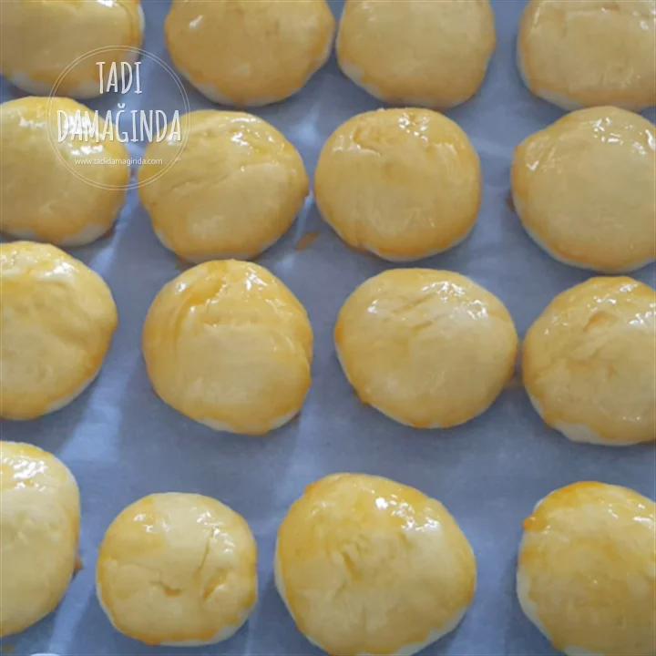 Yoğurtlu Mayalı Puf Poğaça