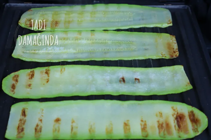 Tost Makinesinde Kabak Rulo