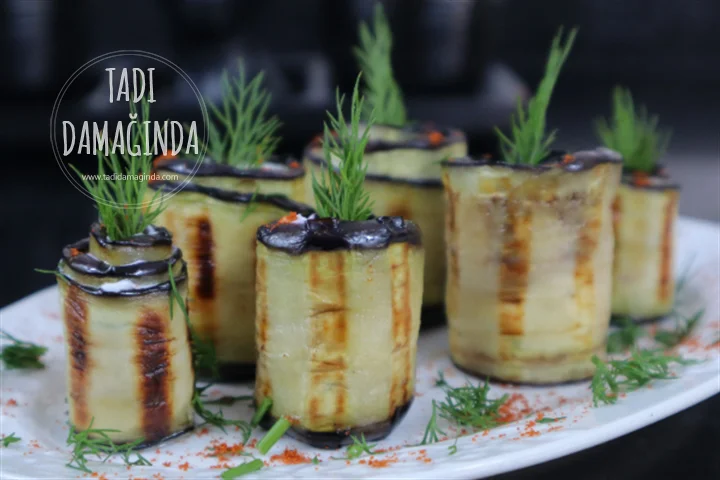 Tost Makinesinde Patlıcan Rulo