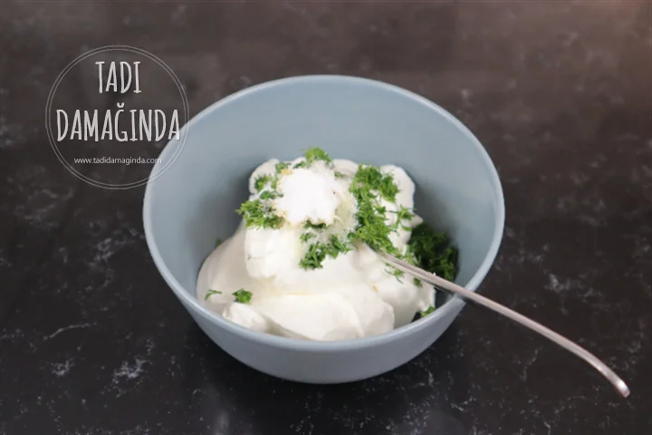 Tost Makinesinde Patlıcan Rulo