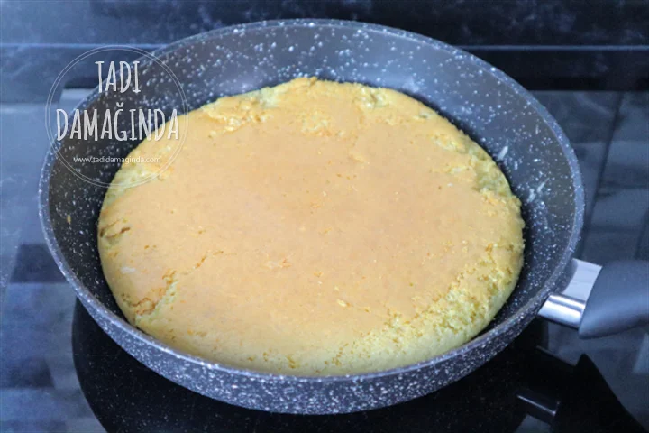 Glütensiz Yulaflı Tava Ekmeği