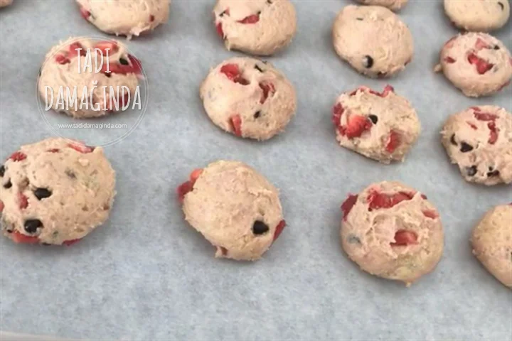 Çilekli Cookie