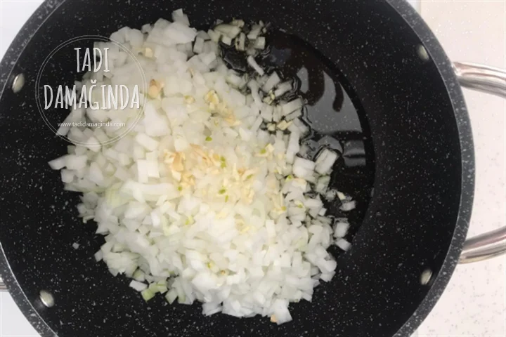 Zeytinyağlı Bamya Yemeği