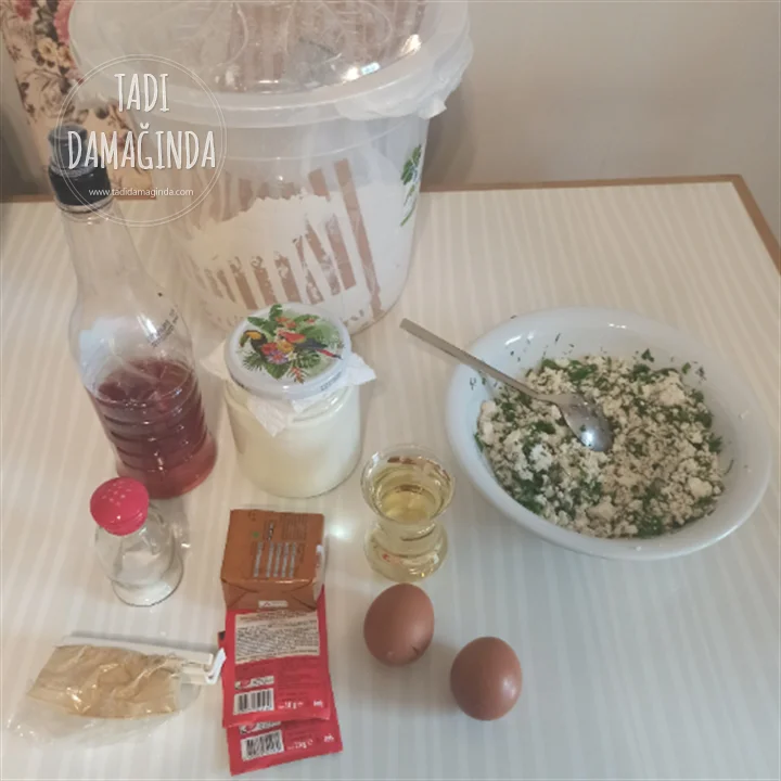 Buzlukta Saklanabilen Peynirli Kıyır Poğaça