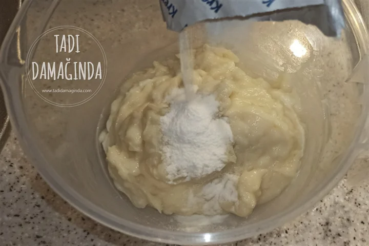 Çilekli Milföy Pastacıklar