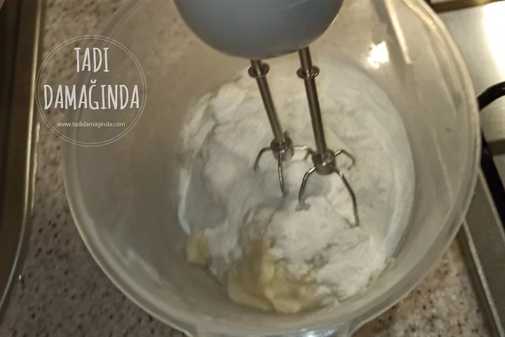 Çilekli Milföy Pastacıklar