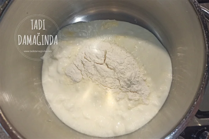 Nohutlu Yoğurt Çorbası