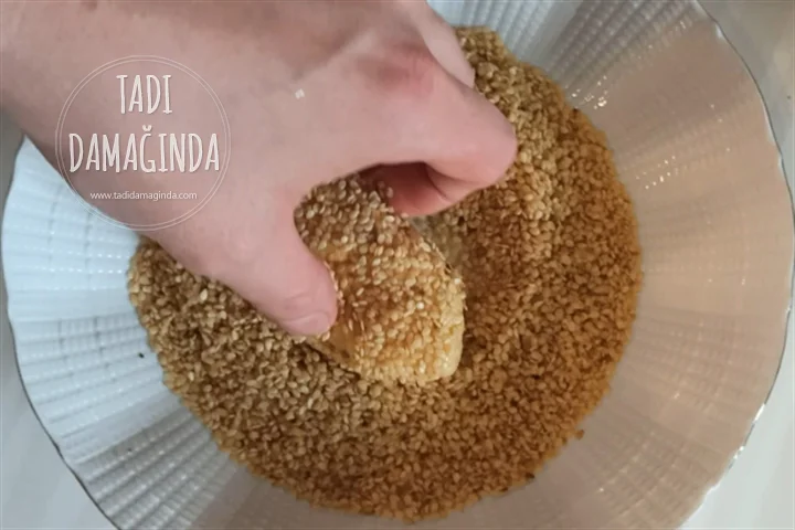 Pastane Lezzetinde Simit Poğaça