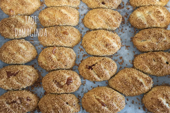 Pastane Lezzetinde Simit Poğaça