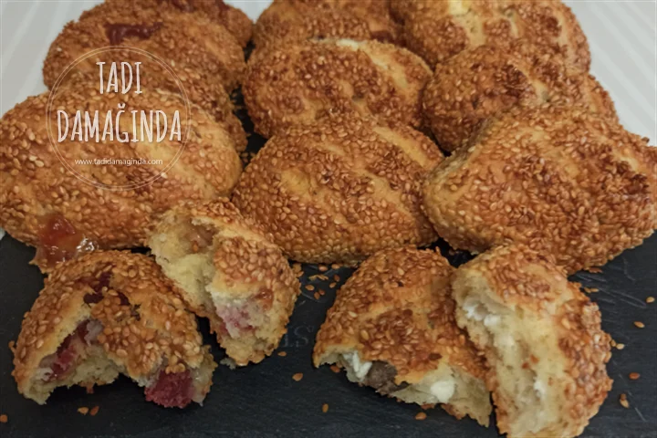 Pastane Lezzetinde Simit Poğaça