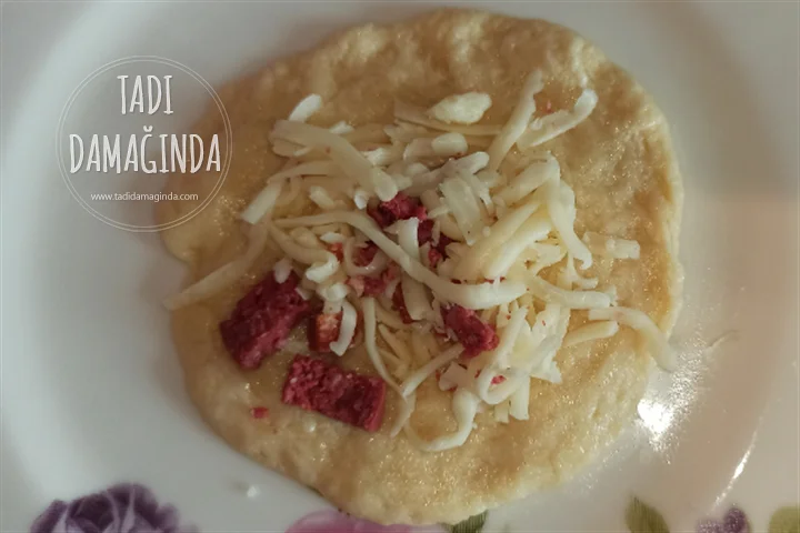 Pastane Lezzetinde Simit Poğaça