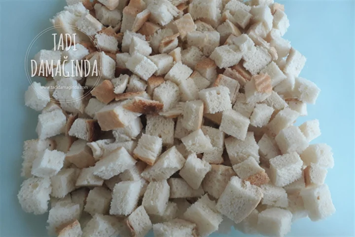 Baharatlı Kıtır Ekmekler (Kruton)