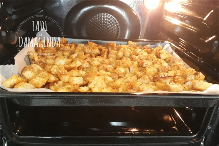 Baharatlı Kıtır Ekmekler (Kruton)