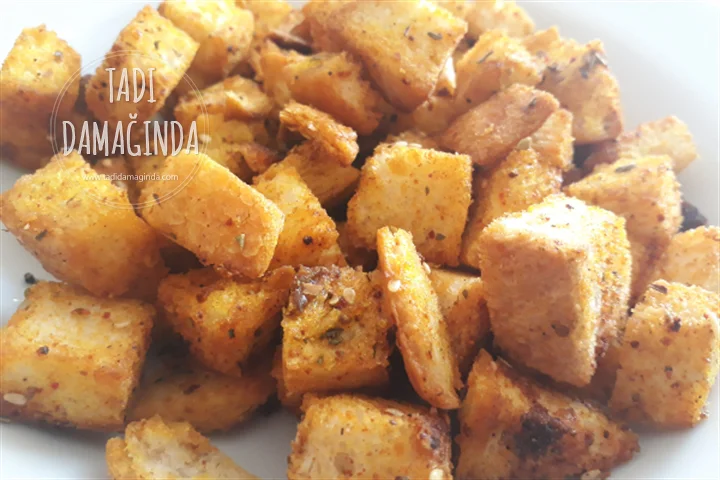 Baharatlı Kıtır Ekmekler (Kruton)