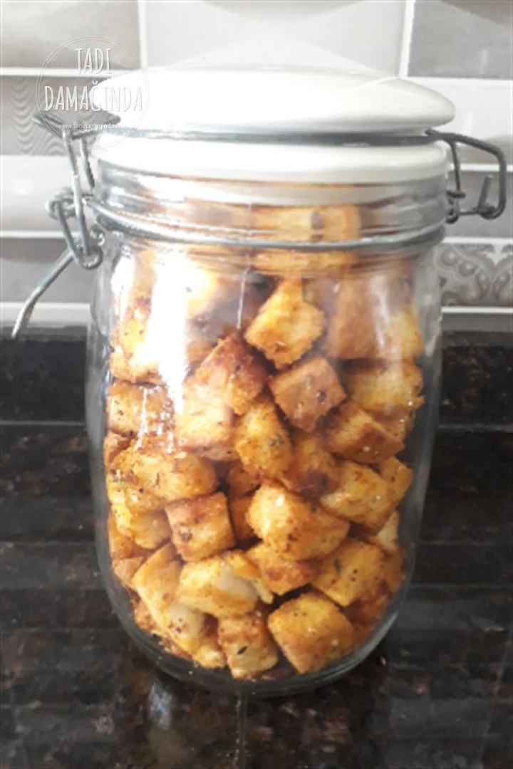 Baharatlı Kıtır Ekmekler (Kruton)