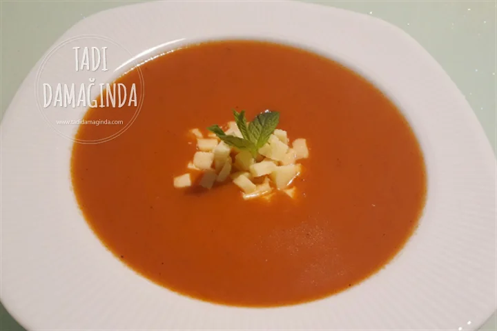 Domates Çorbası