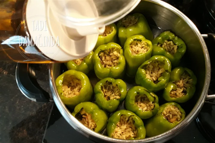 Ege Usulü Dolma Biber