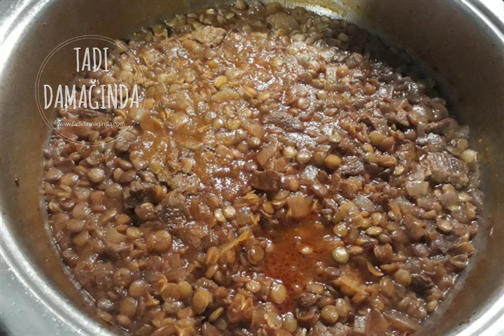 Etli Mercimek Yemeği (Kara Şimşek)