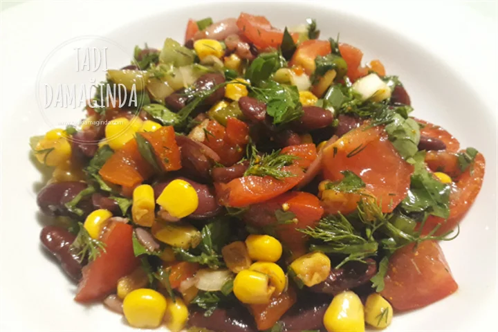 Köz Biberli Meksika Fasulyesi Salatası