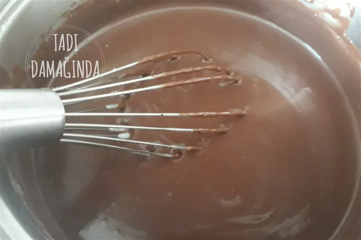 Labneli Çikolatalı Puding