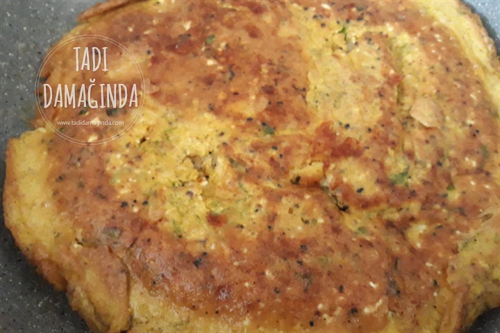 Lorlu Kaşarlı Omlet