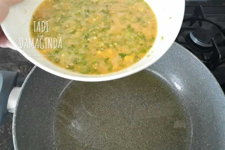 Lorlu Kaşarlı Omlet