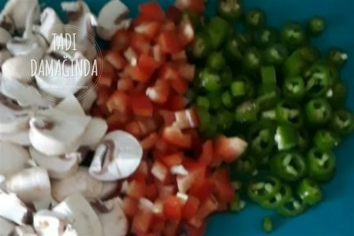 Baharatlı Otlu Sebzeli Omlet