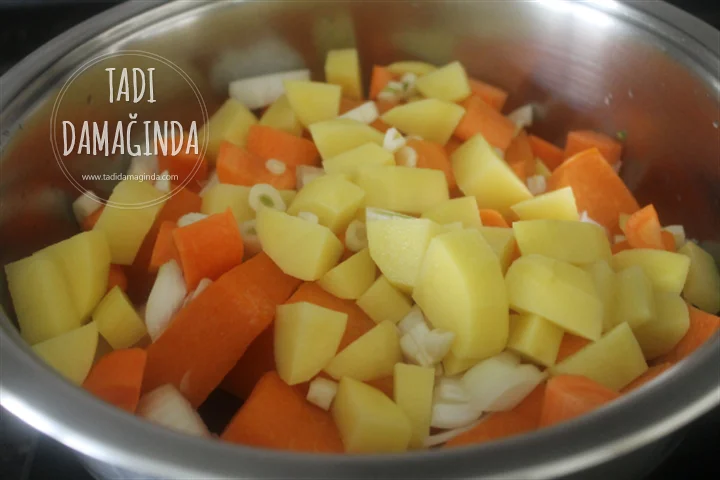 Sütlü Bal Kabağı Çorbası