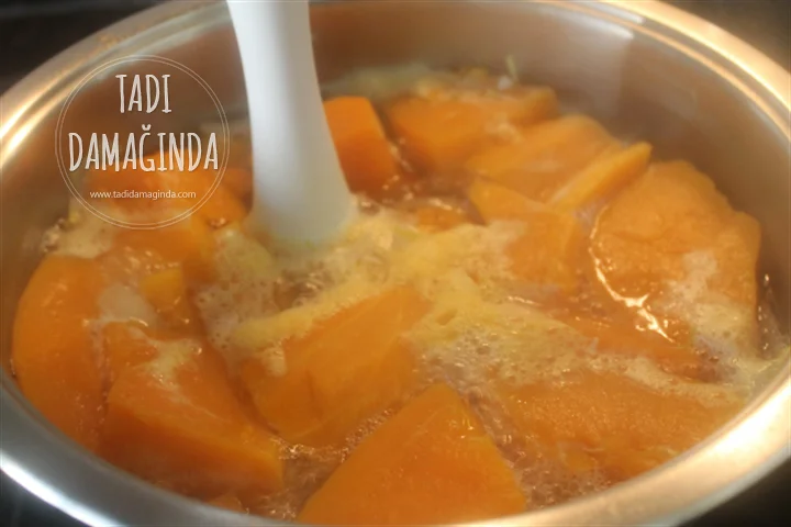 Sütlü Bal Kabağı Çorbası