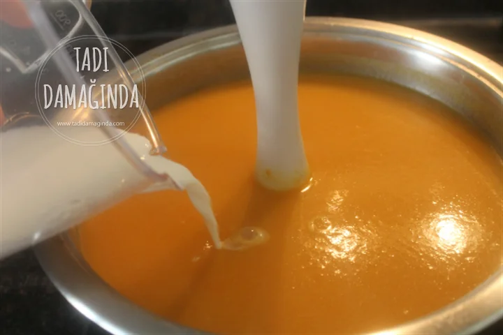 Sütlü Bal Kabağı Çorbası