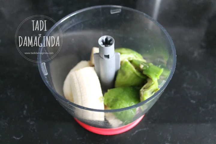Muzlu Avokadolu Yoğurt
