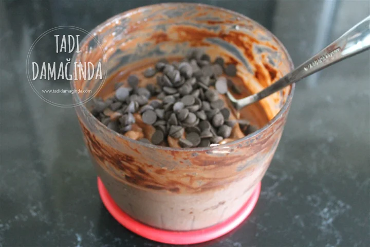 Muzlu Kakaolu Şekersiz Dondurma
