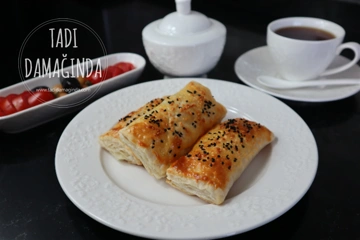 Milföyden Pratik Peynirli Börek