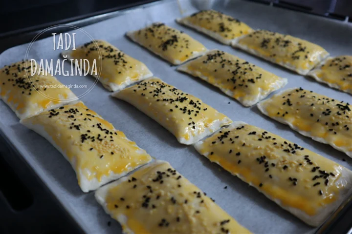 Milföyden Pratik Peynirli Börek