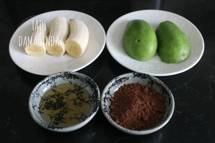 Puding Tadında Muzlu Kakaolu Avokado