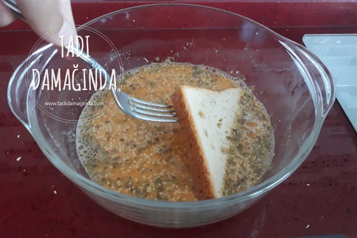Baharatlı Yumurtalı Ekmek