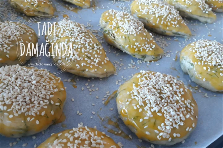 Dereotlu Peynirli Poğaça