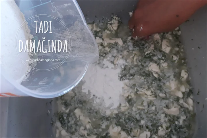 Dereotlu Peynirli Poğaça