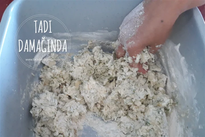 Dereotlu Peynirli Poğaça